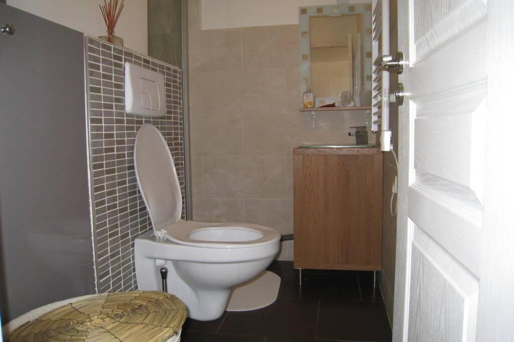 Charmante Maisonnette Aux Portes De Paris Saint-Ouen  Eksteriør billede